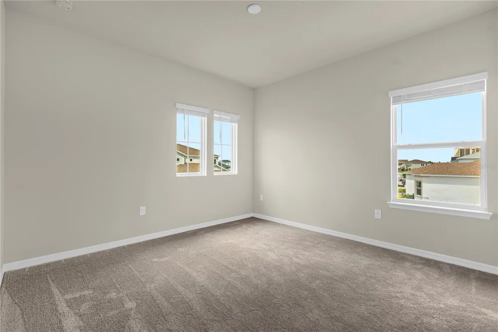 10411 PARK ESTATES AVENUE Orlando, FL 32836