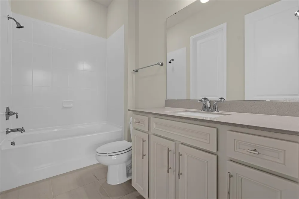 10411 PARK ESTATES AVENUE Orlando, FL 32836