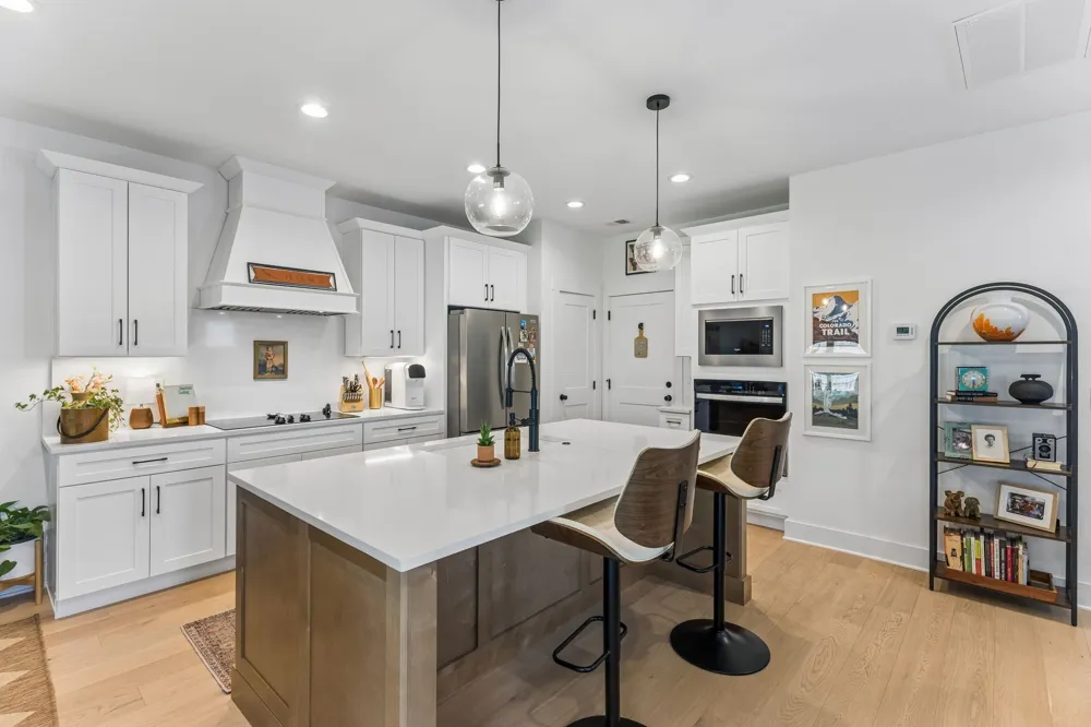 2025 Pleasant Cv Nashville, TN 37214