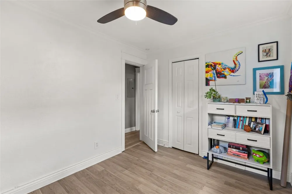 2120 MURDOCK BOULEVARD Orlando, FL 32817