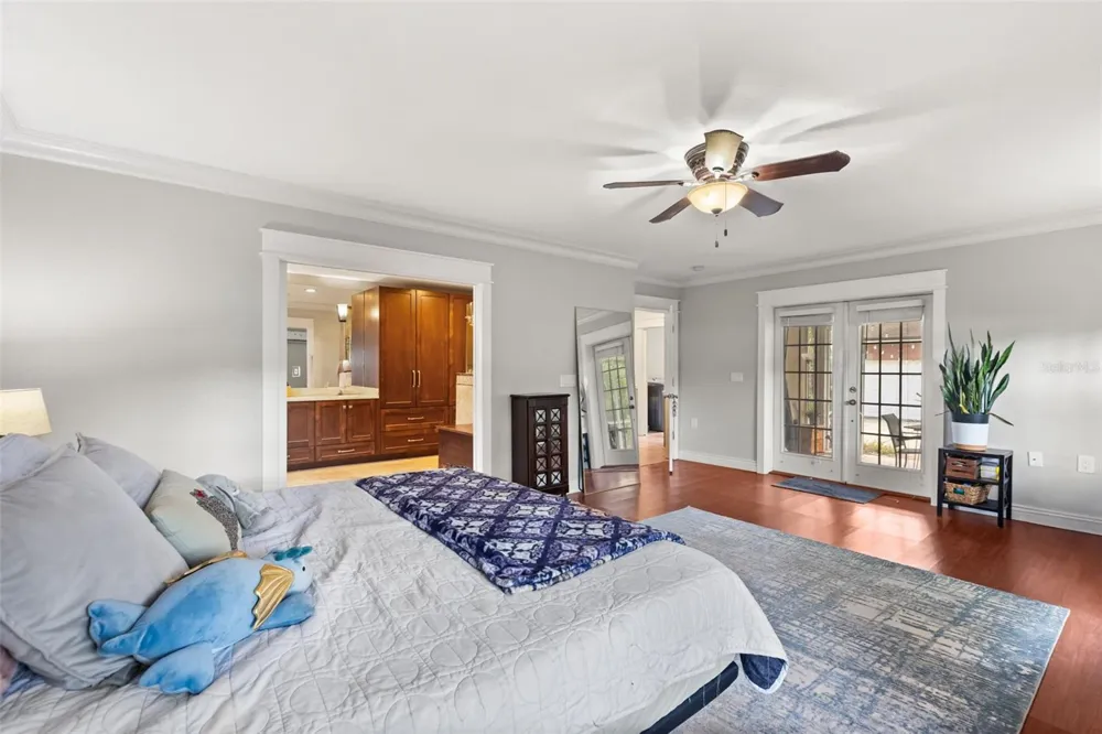 2120 MURDOCK BOULEVARD Orlando, FL 32817