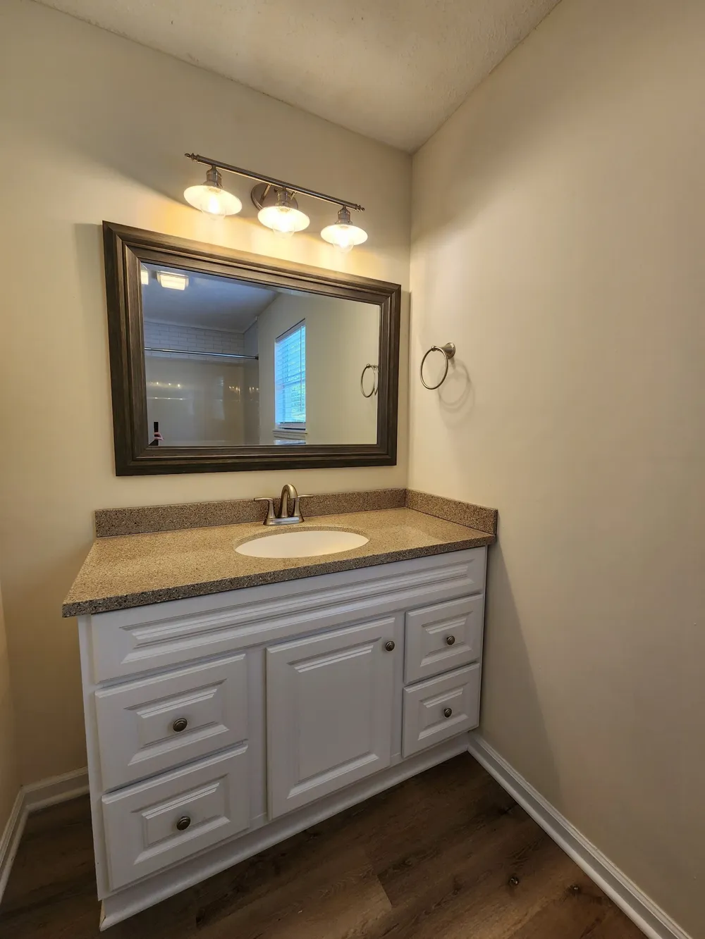 1756 Lewisburg Pike Franklin, TN 37064