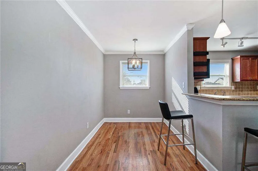 48 Peachtree AVE Atlanta, GA 30305