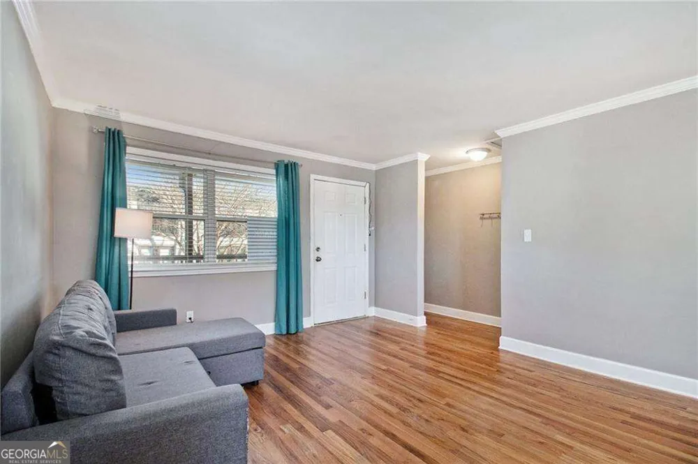 48 Peachtree AVE Atlanta, GA 30305