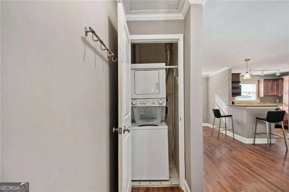 48 Peachtree AVE Atlanta, GA 30305