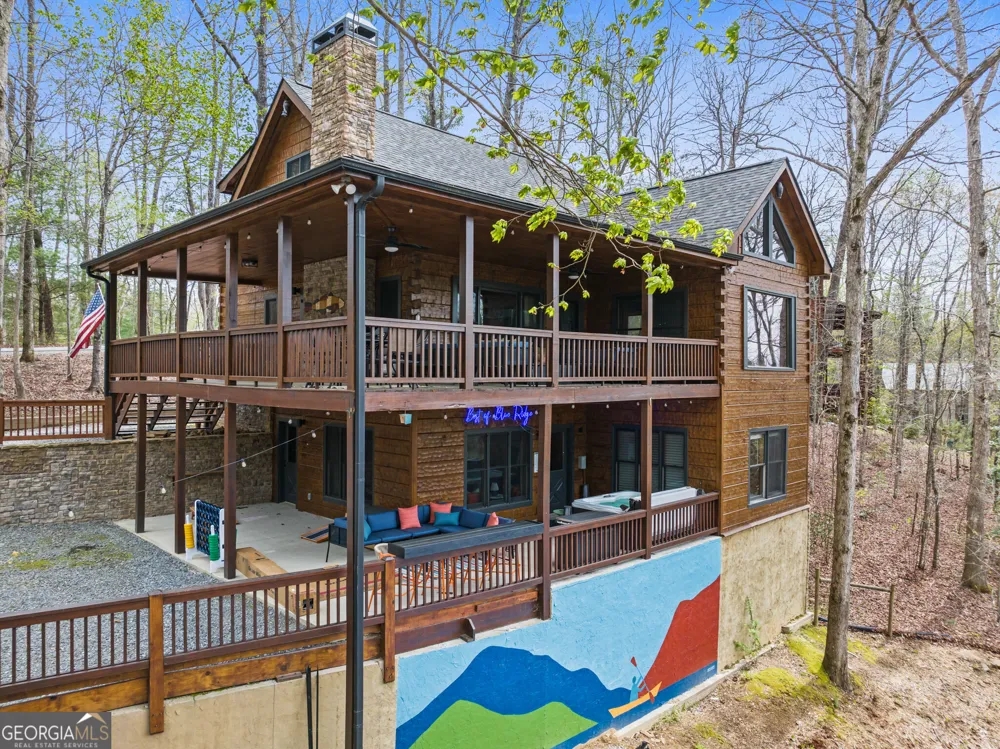 1134 Maggie Chapman RD Blue Ridge, GA 30513