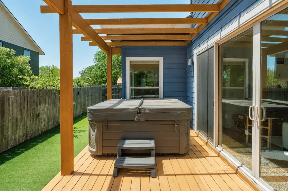 913 Stobaugh Street #A Austin, TX 78757