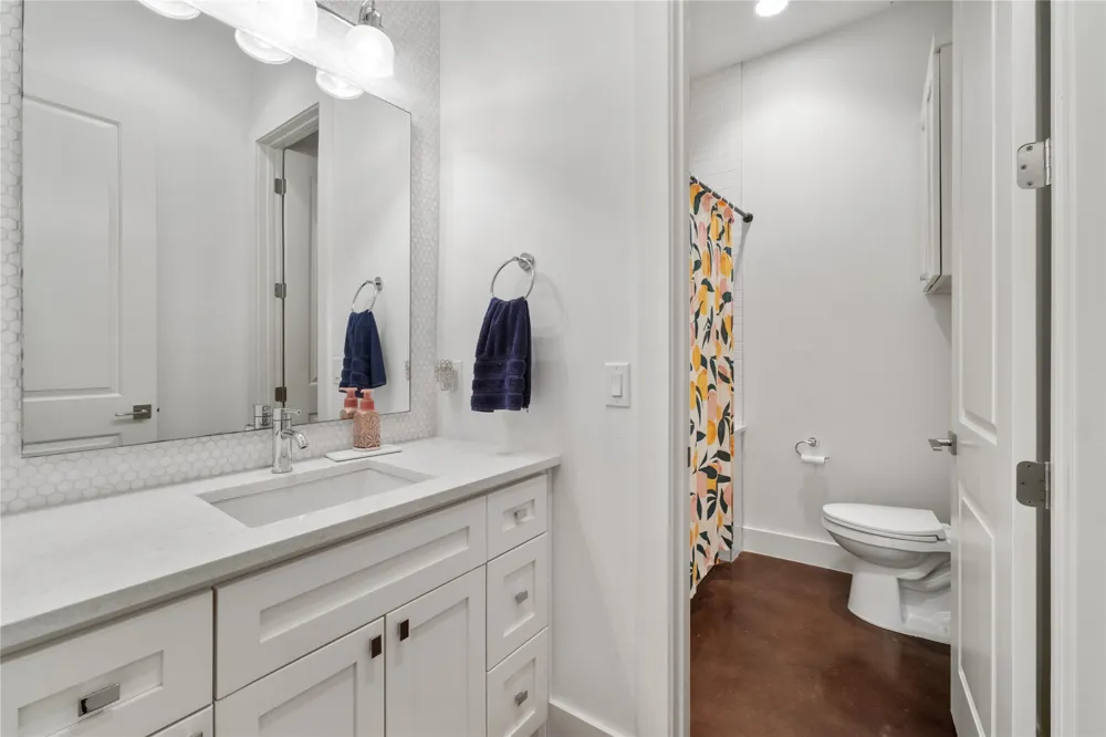 913 Stobaugh Street #A Austin, TX 78757