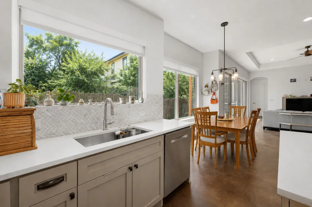 913 Stobaugh Street #A Austin, TX 78757
