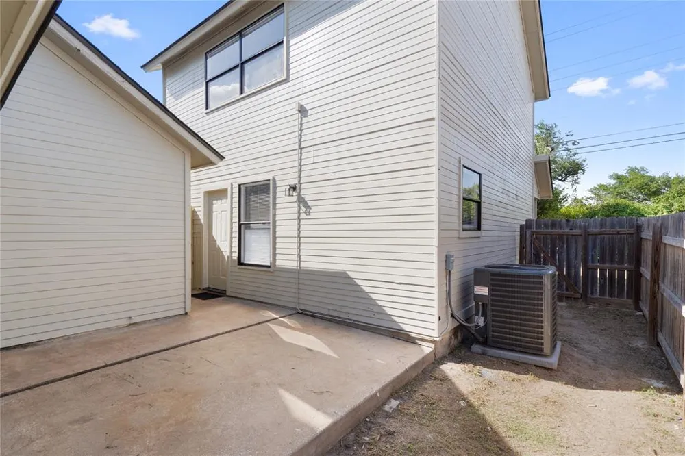 2909 W Slaughter Lane #B Austin, TX 78748
