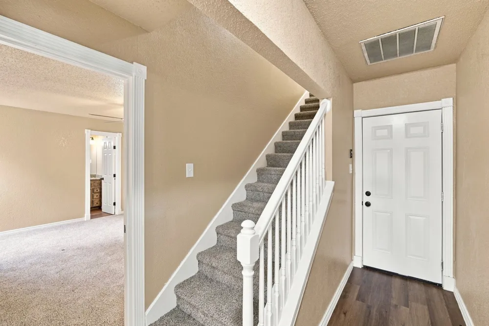 1103 Chase Avenue Cleburne, TX 76031