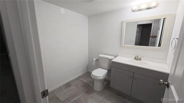 2832 S Mobile Street Aurora, CO 80013