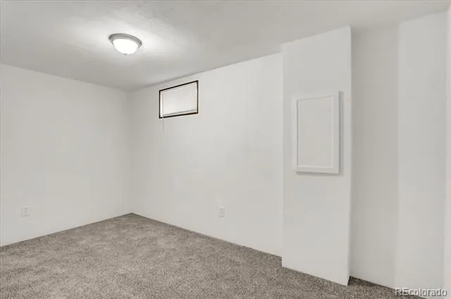 2832 S Mobile Street Aurora, CO 80013