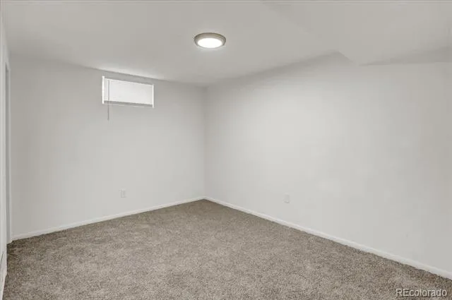 2832 S Mobile Street Aurora, CO 80013