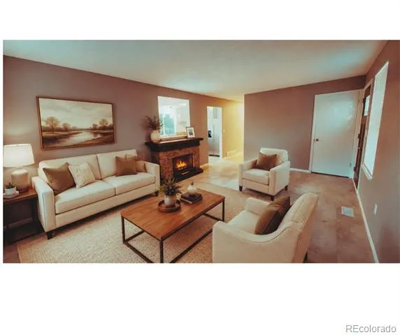 2832 S Mobile Street Aurora, CO 80013