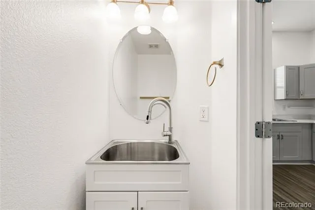 7709 E 28th Place Denver, CO 80238
