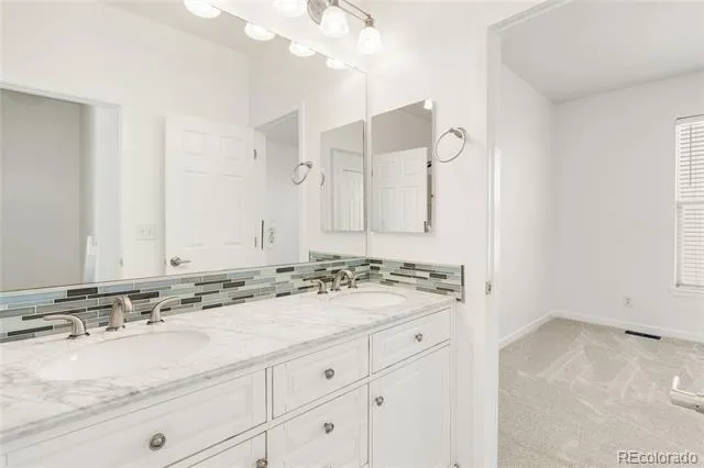 7709 E 28th Place Denver, CO 80238
