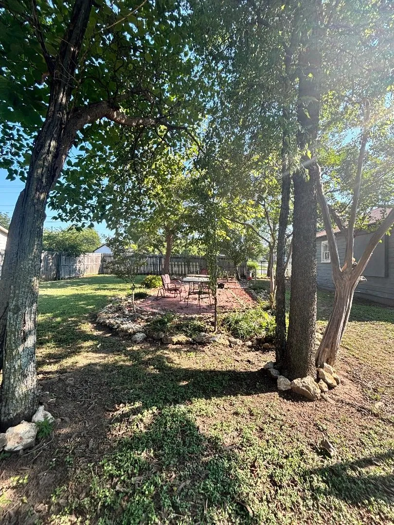3801 E Berry Street Fort Worth, TX 76105