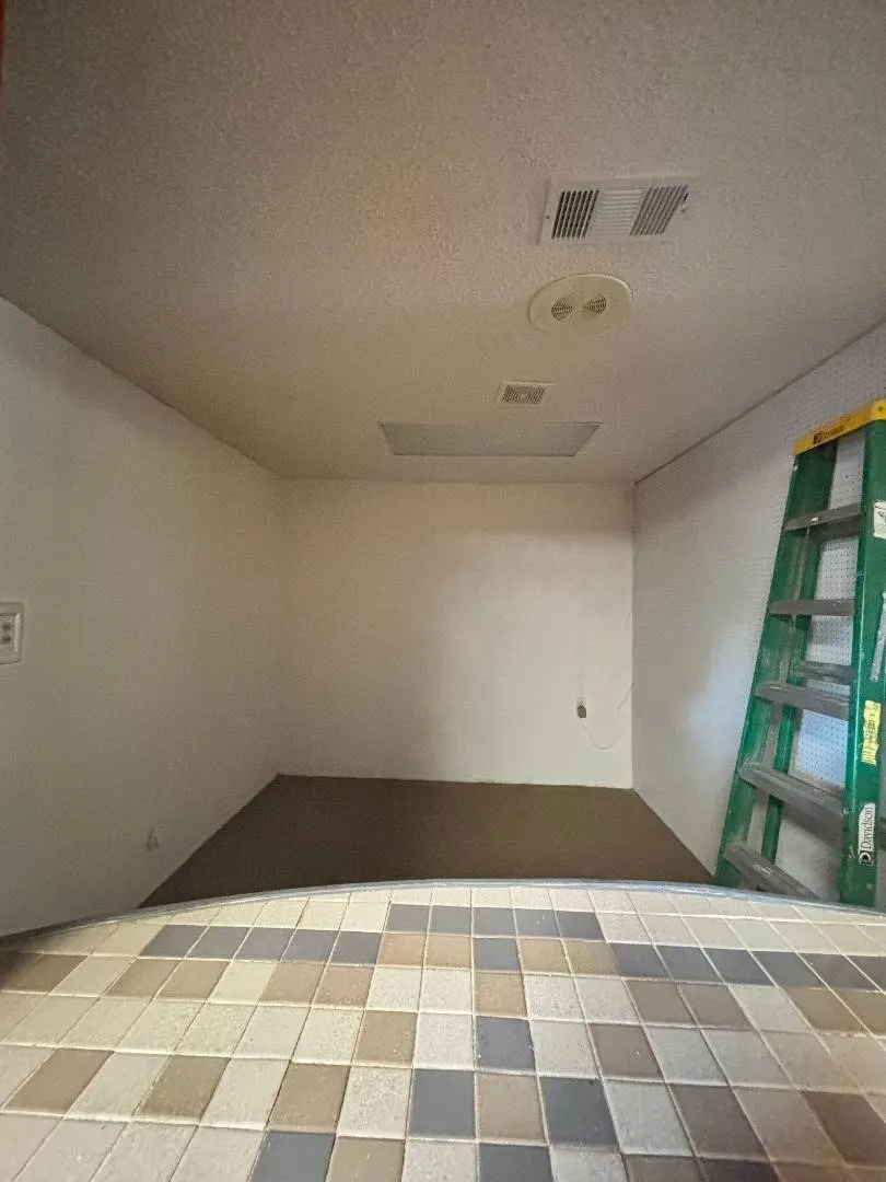 3801 E Berry Street Fort Worth, TX 76105