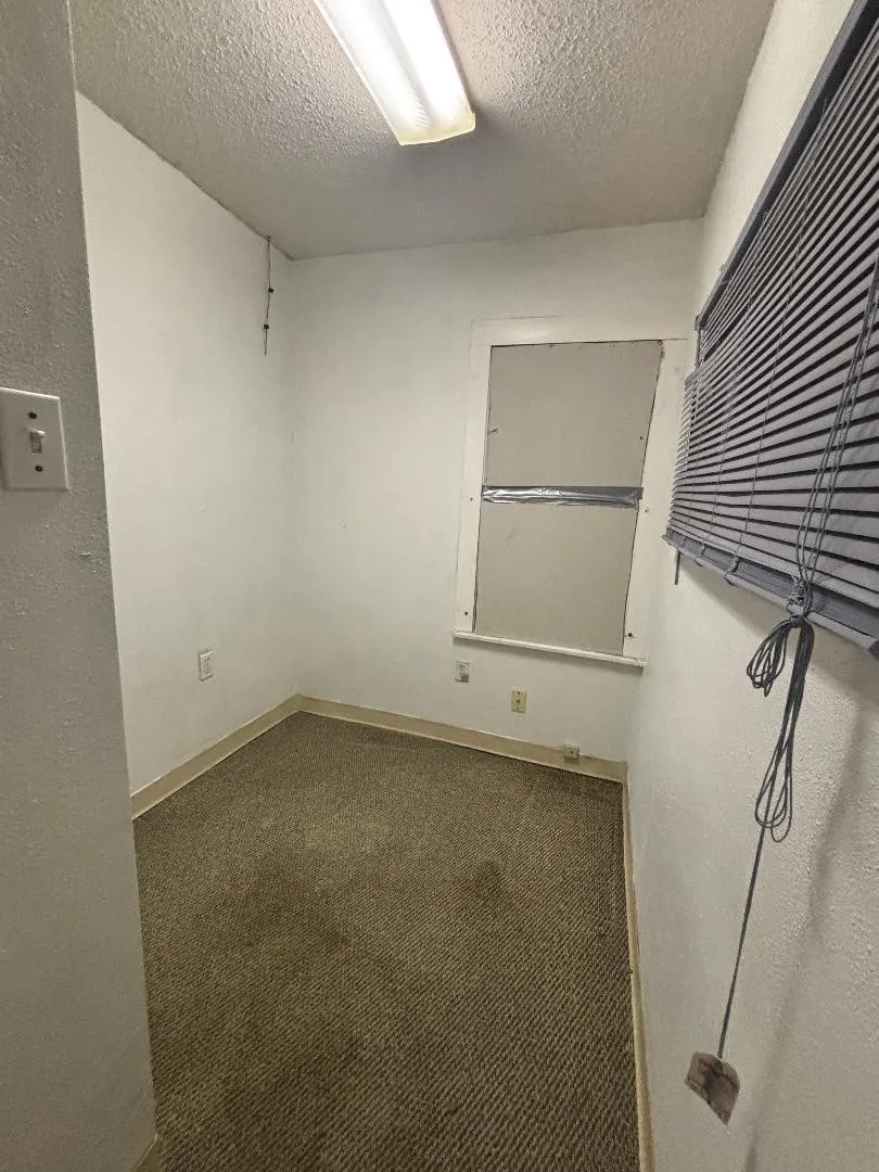 3801 E Berry Street Fort Worth, TX 76105