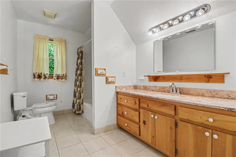 825 Satterfield Road Cleveland, GA 30528