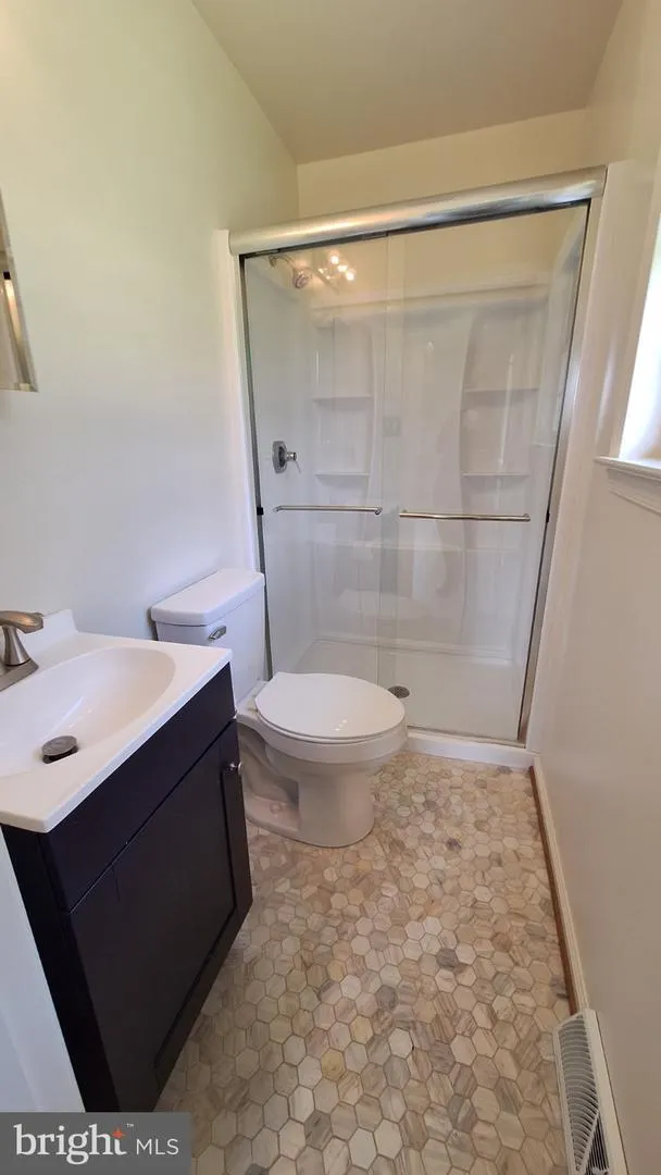 7108 GLEN ALBIN ROAD La Plata, MD 20646