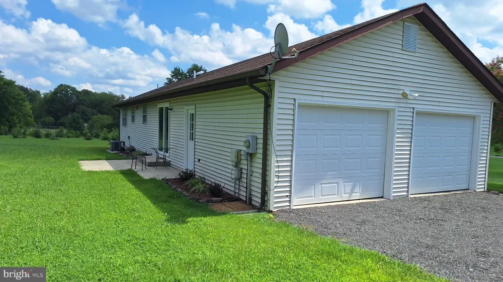 7108 GLEN ALBIN ROAD La Plata, MD 20646