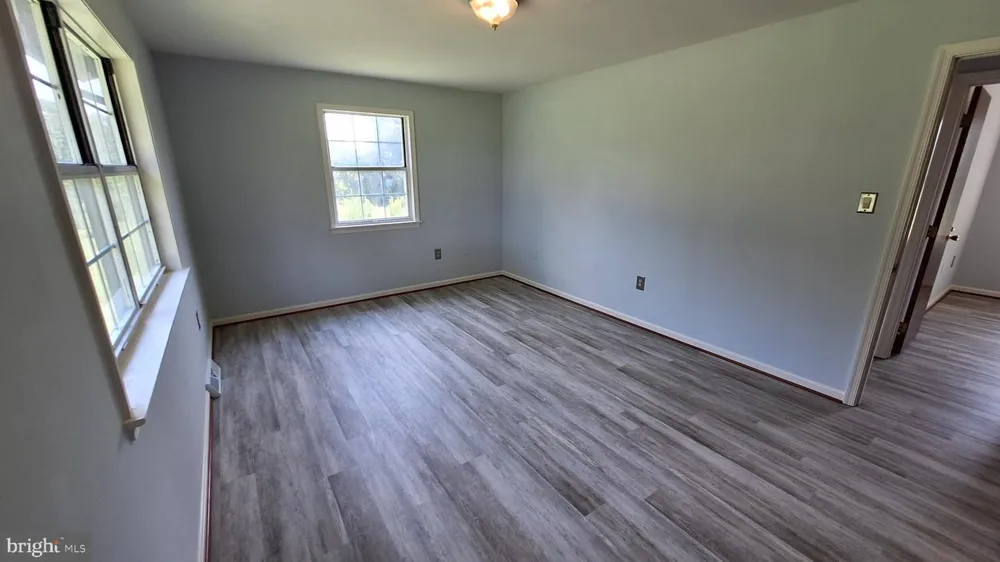 7108 GLEN ALBIN ROAD La Plata, MD 20646