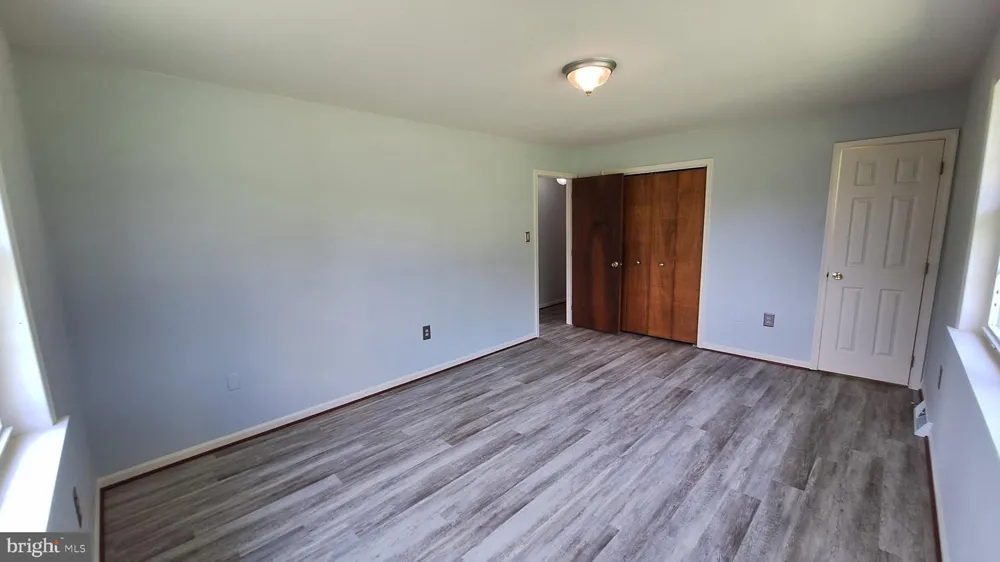 7108 GLEN ALBIN ROAD La Plata, MD 20646