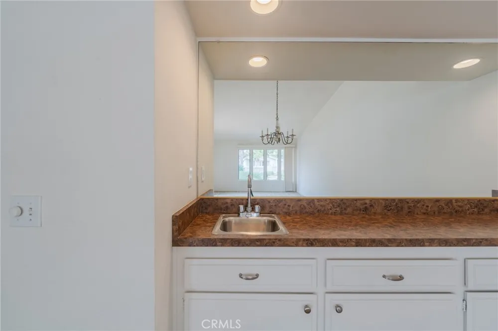8885 Modoc Circle #1206A Huntington Beach, CA 92646