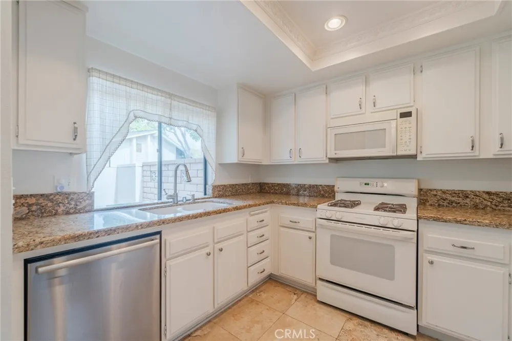 8885 Modoc Circle #1206A Huntington Beach, CA 92646