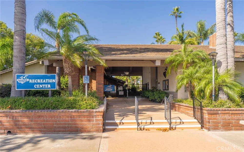 8885 Modoc Circle #1206A Huntington Beach, CA 92646