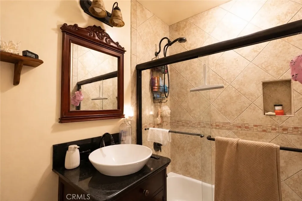 3646 Genevieve San Bernardino, CA 92405