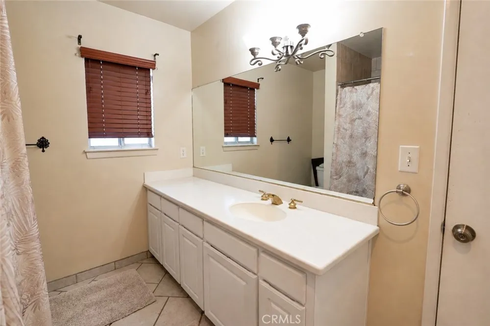 3646 Genevieve San Bernardino, CA 92405