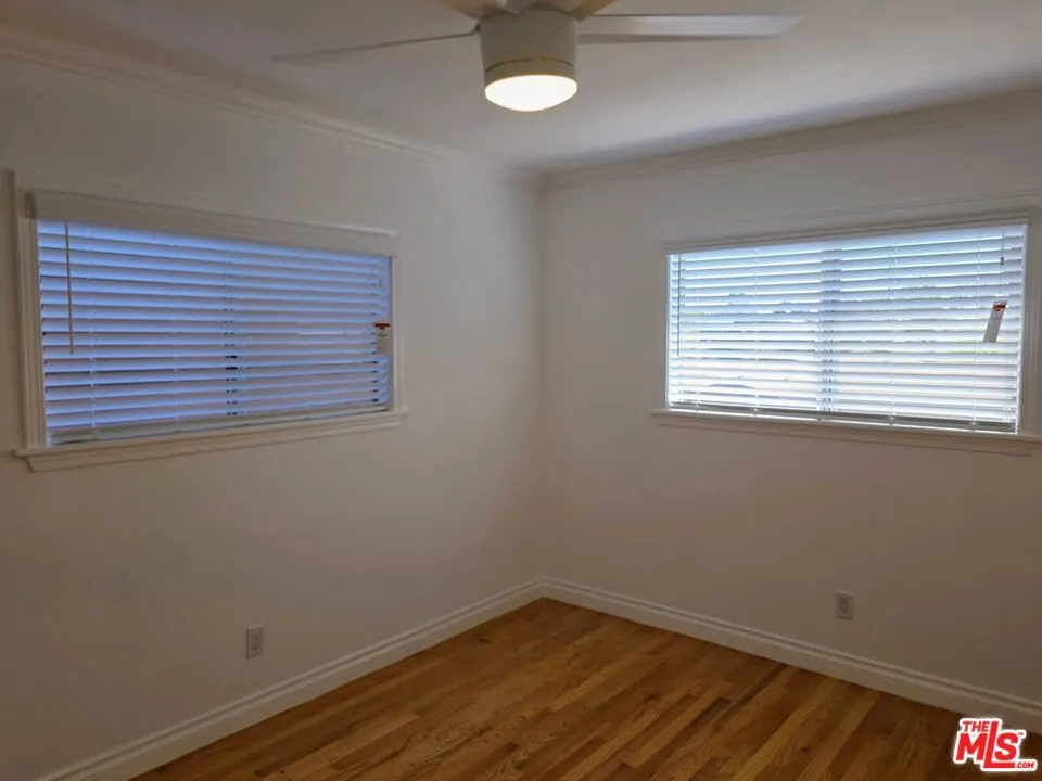 305 Broadway Street #20 Los Angeles, CA 90291