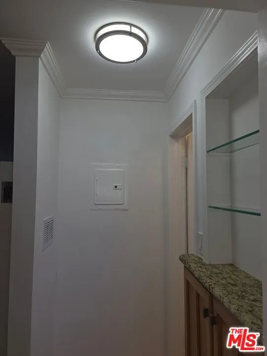 305 Broadway Street #20 Los Angeles, CA 90291