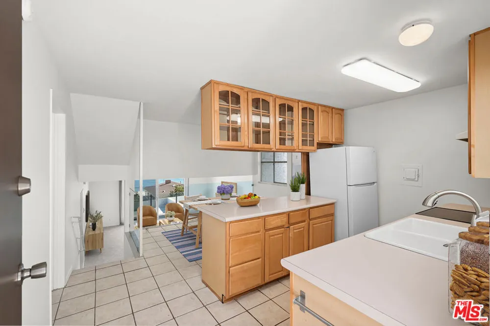 18203 Coastline Drive #2 Malibu, CA 90265