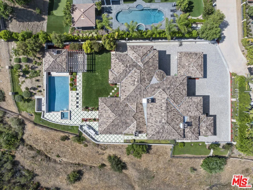 29450 Malibu View Court Agoura Hills, CA 91301