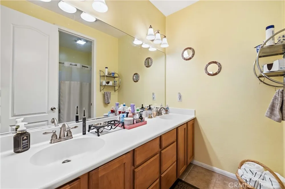 44853 Normandy Lancaster, CA 93536