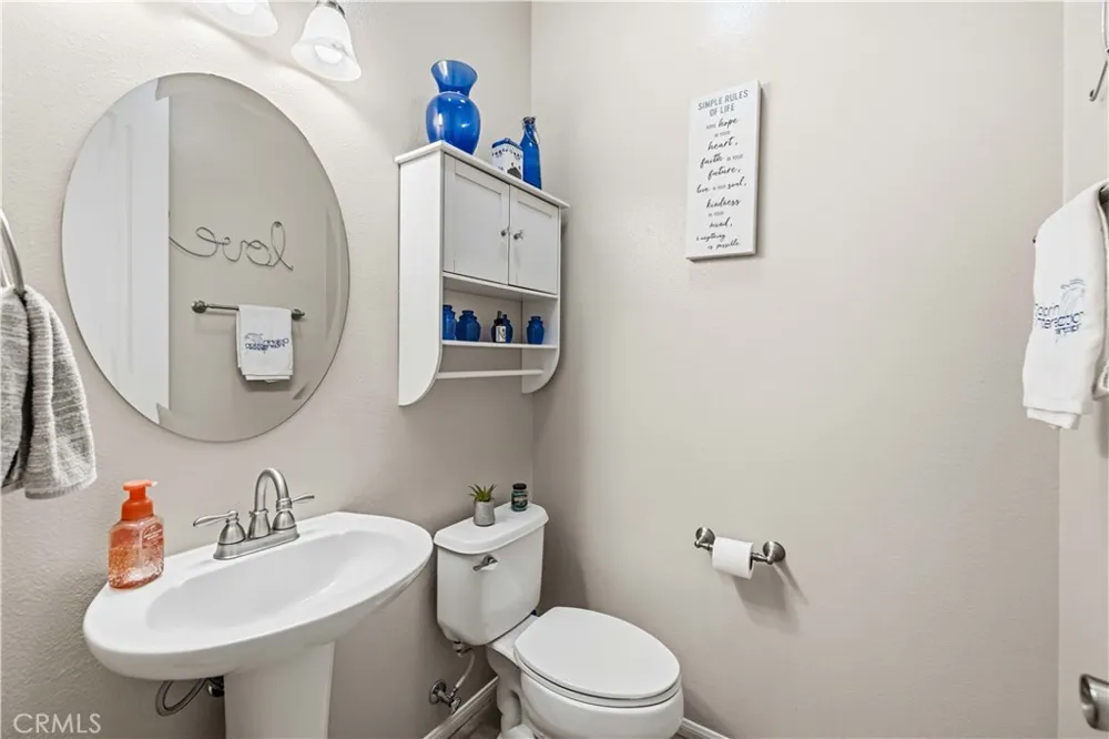 44853 Normandy Lancaster, CA 93536