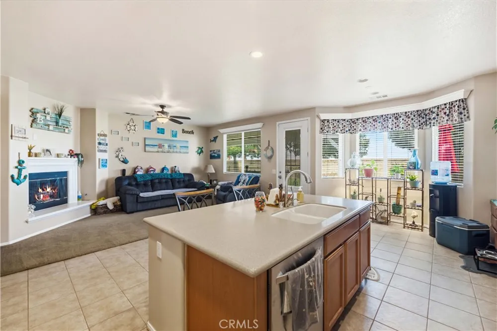 44853 Normandy Lancaster, CA 93536