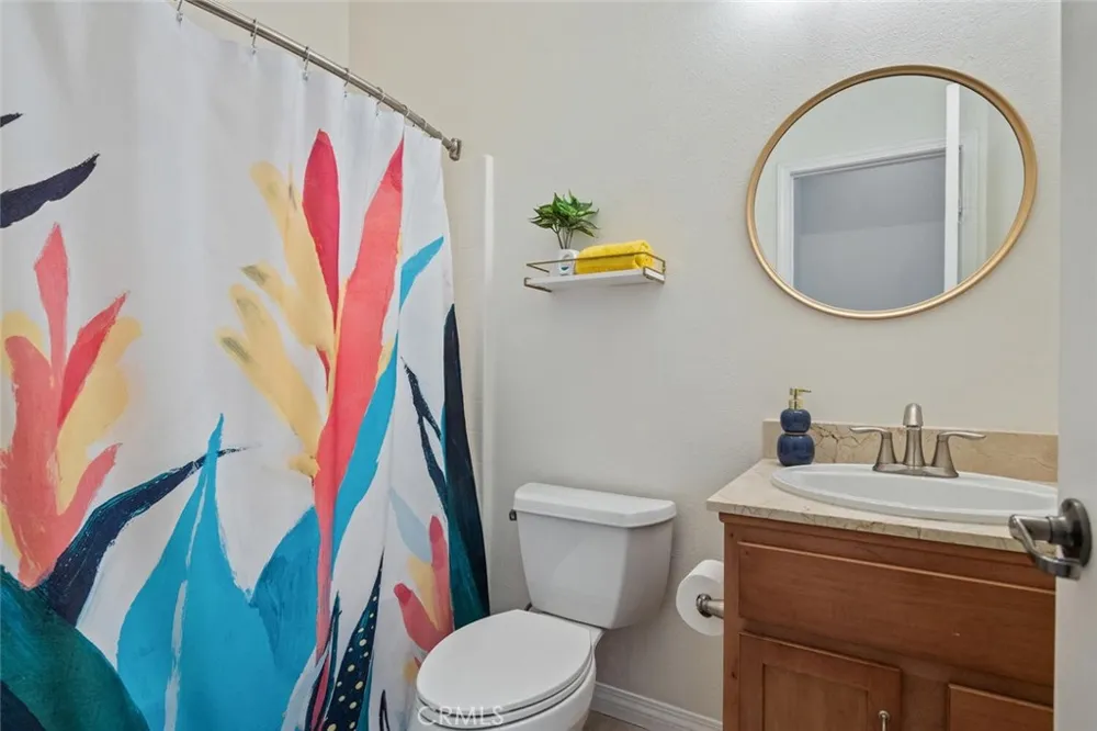 23868 Toscana DR Valencia, CA 91354