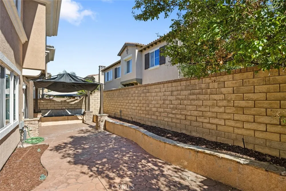 23868 Toscana DR Valencia, CA 91354