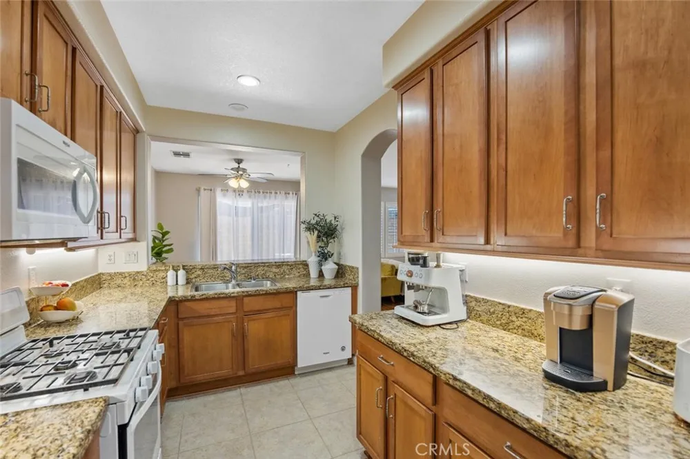 23868 Toscana DR Valencia, CA 91354