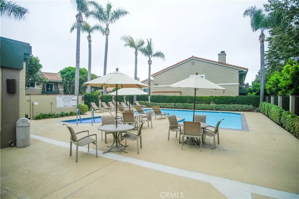 7565 Charmant #414 San Diego, CA 92122