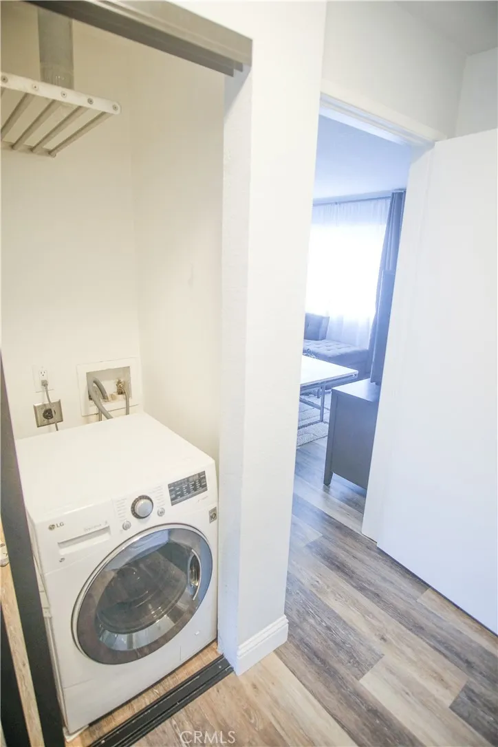 7565 Charmant #414 San Diego, CA 92122