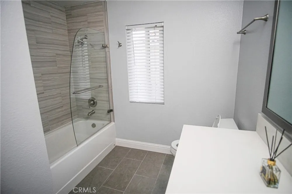 7565 Charmant #414 San Diego, CA 92122