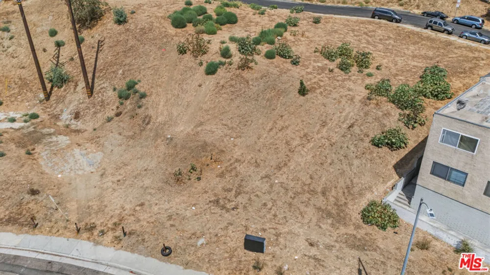 626 Lookout Drive Los Angeles, CA 90012