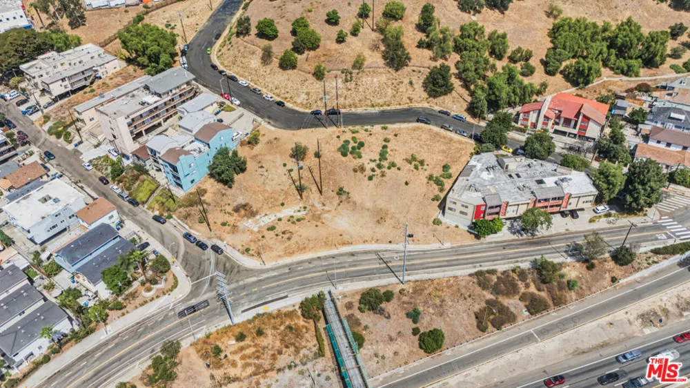 626 Lookout Drive Los Angeles, CA 90012