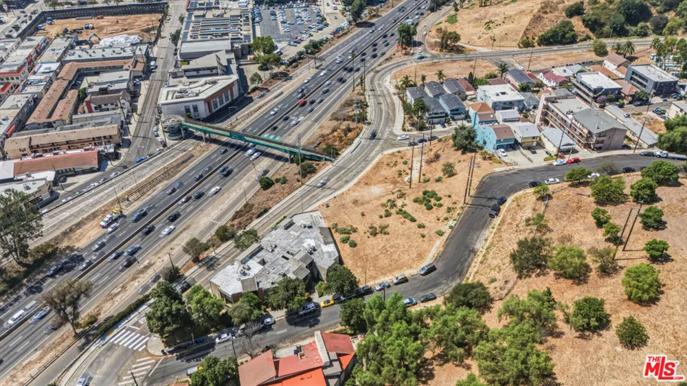626 Lookout Drive Los Angeles, CA 90012